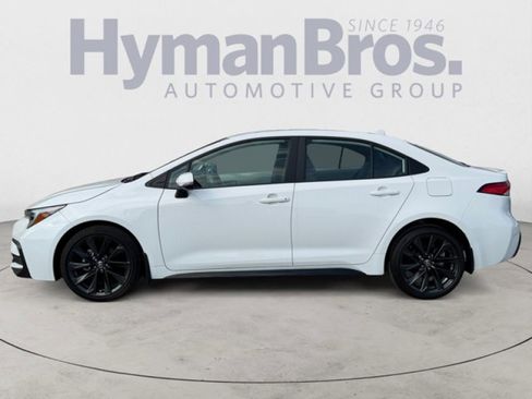 Used 2024 Toyota Corolla SE image 6