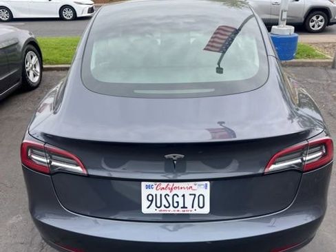 Used 2023 Tesla Model 3 Standard Range image 12