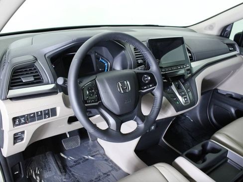 Used 2019 Honda Odyssey EX-L image 5