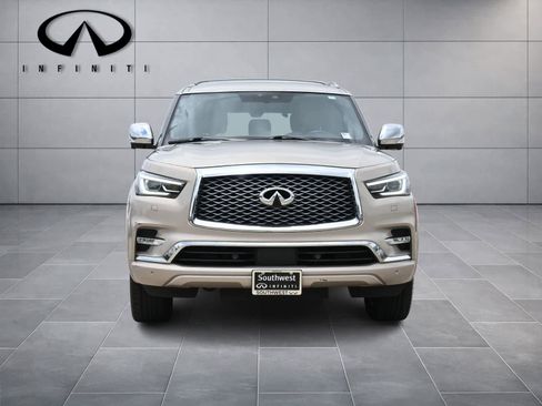 Used 2021 INFINITI QX80 Sensory w/ All-Season Package RWD image 2