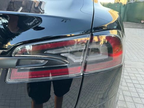 Used 2018 Tesla Model S 75D image 33