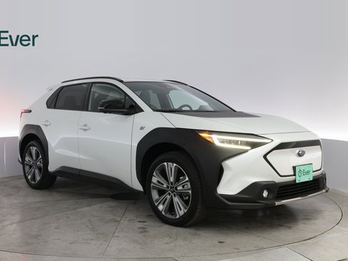 Used 2023 Subaru Solterra AWD image 4