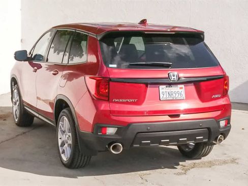 Used 2024 Honda Passport EX-L image 9
