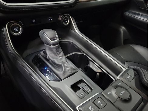Certified 2025 Toyota Grand Highlander FWD image 17