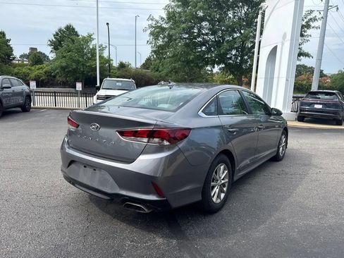 Used 2018 Hyundai Sonata SE FWD image 5