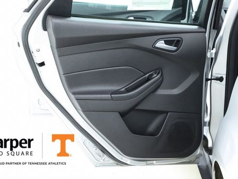 Used 2018 Ford Focus SE image 17