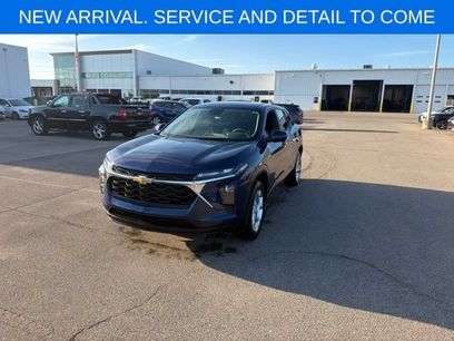 Used 2024 Chevrolet Trax LS w/ LS Convenience Package