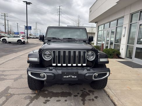 Used 2020 Jeep Wrangler Unlimited Sahara image 8
