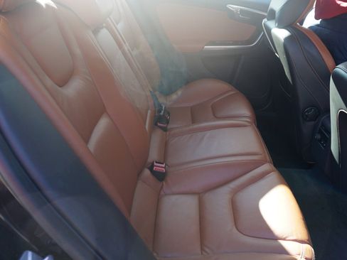 Used 2014 Volvo S60 T5 image 26