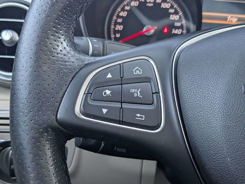 Used 2017 Mercedes-Benz C 300 4MATIC Sedan image 23