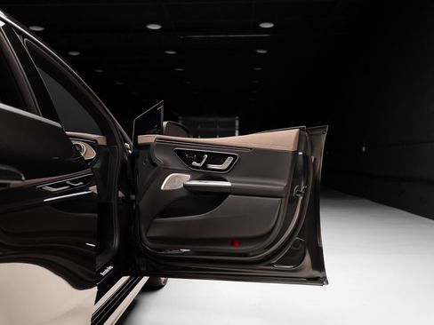 Used 2023 Mercedes-Benz EQE 350+ Sedan image 57