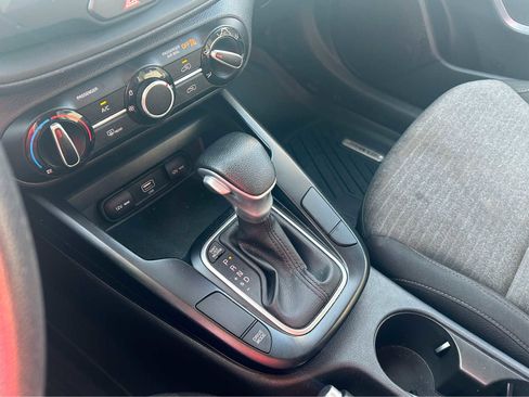 Used 2021 Kia Soul S image 27