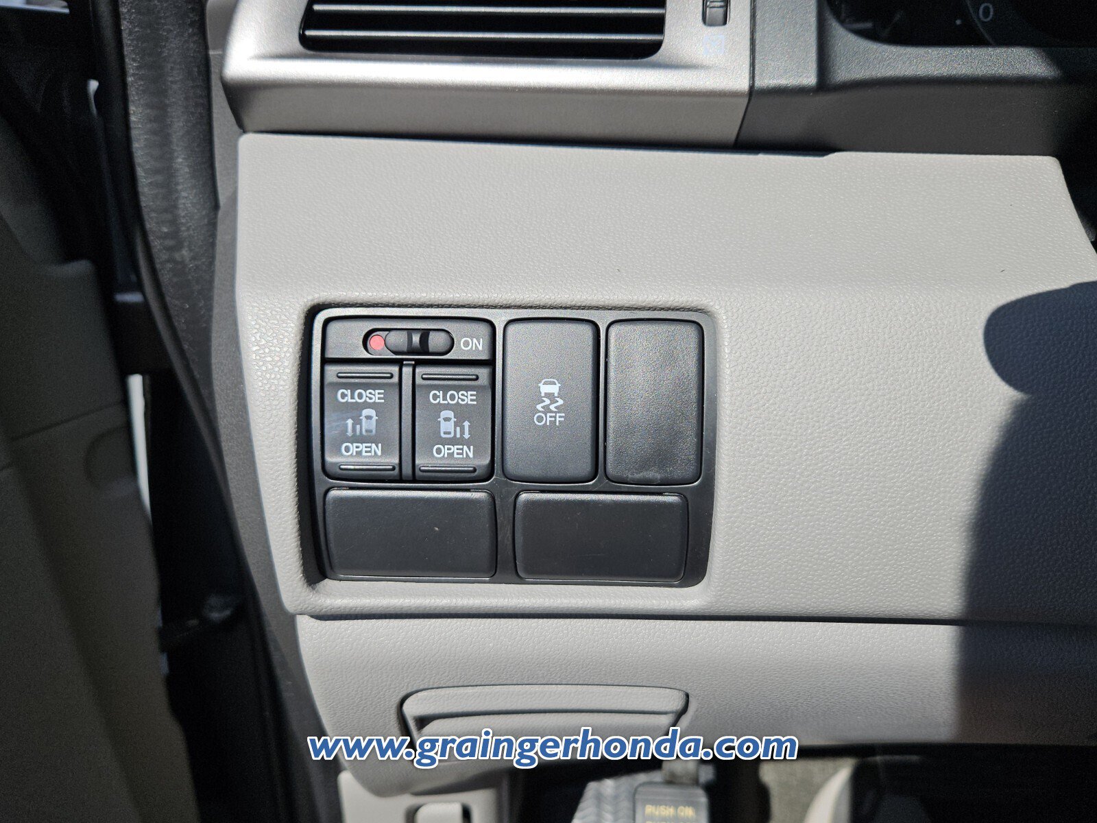 Used 2016 Honda Odyssey EX image 24