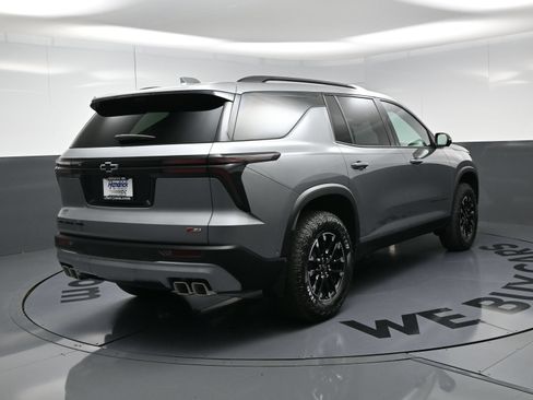 Used 2026 Chevrolet Traverse Z71 w/ Enhanced Driving Package AWD/4WD image 9