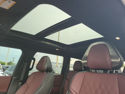 Certified 2026 INFINITI QX80 Autograph AWD/4WD image 19