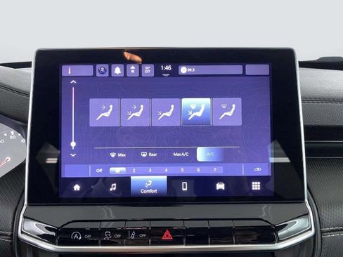 Used 2022 Jeep Compass Altitude image 33