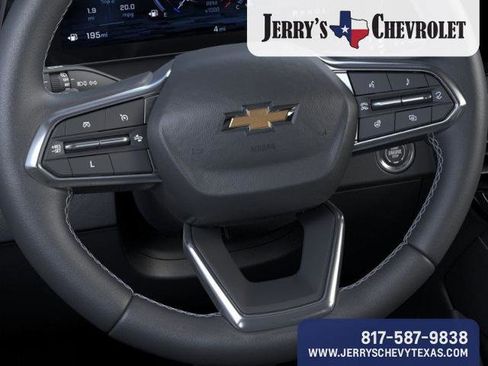 New 2026 Chevrolet Traverse LT w/ Driver Confidence Package image 21