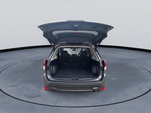 Used 2021 Subaru Forester Premium image 10