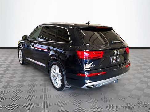 Used 2017 Audi Q7 3.0T Prestige AWD/4WD image 5