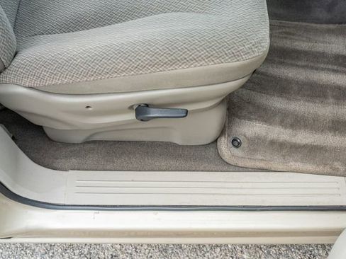 Used 2005 Dodge Grand Caravan SE w/ Popular Equipment Group I image 39