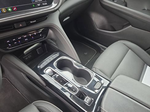 Certified 2023 Buick Envision Essence FWD image 28
