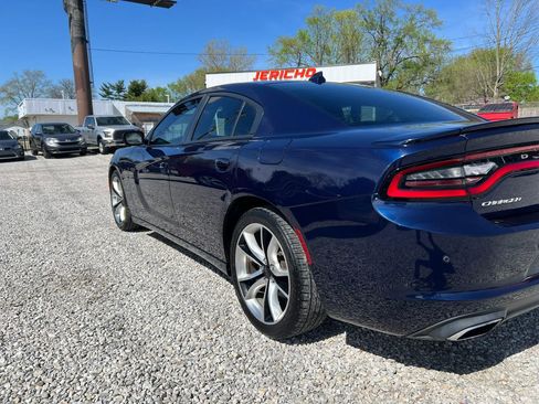 Used 2015 Dodge Charger R/T w/ Plus Group RWD image 6