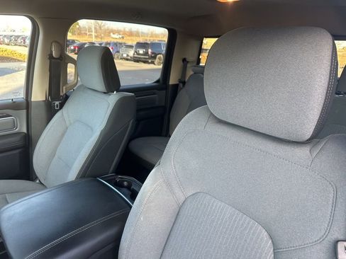 Used 2019 RAM 1500 Big Horn image 18