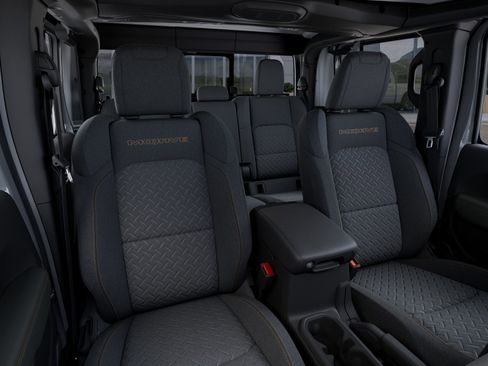 New 2026 Jeep Gladiator Mojave w/ Safety Group image 15