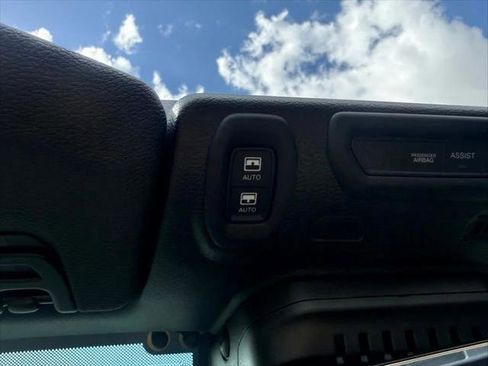 Certified 2022 Jeep Wrangler Unlimited Sahara AWD/4WD image 31