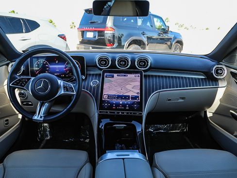 Used 2023 Mercedes-Benz C 300 Sedan image 12