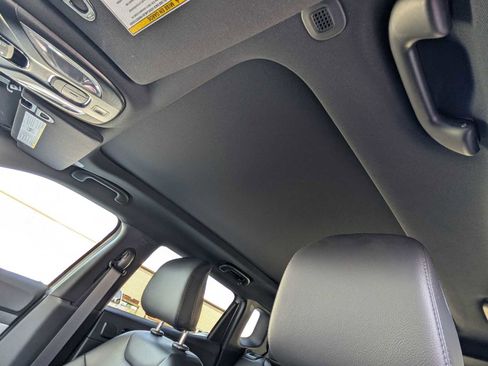 New 2026 Jeep Compass Limited w/ Sun, Sound & Navigation Group image 11