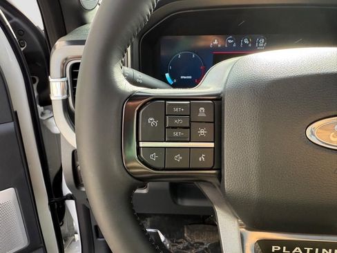 New 2025 Ford F250 Platinum w/ FX4 Off-Road Package AWD/4WD image 18