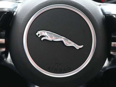 Used 2022 Jaguar F-PACE S AWD/4WD image 22