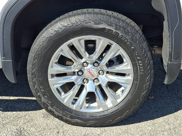 Used 2023 GMC Sierra 1500 Denali w/ Technology Package AWD/4WD image 8