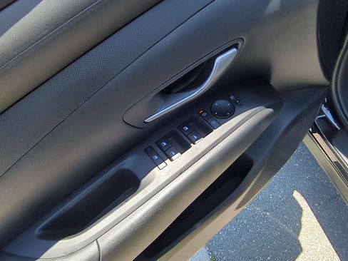 Used 2025 Hyundai Tucson SEL FWD image 22