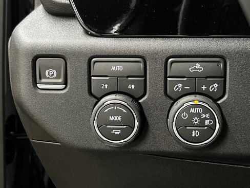 New 2026 Chevrolet Silverado 1500 RST w/ Convenience Package II AWD/4WD image 19