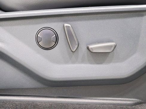 New 2026 Ford F350 Lariat w/ Black Appearance Package AWD/4WD image 17