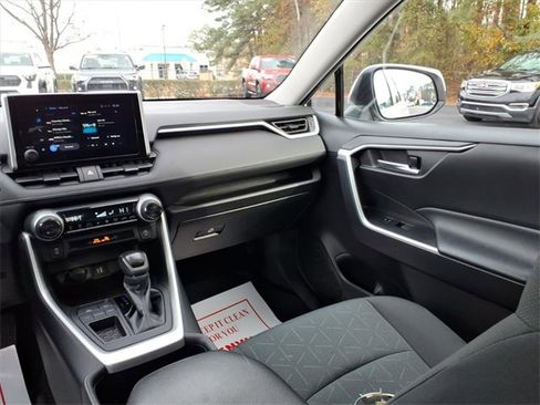 Used 2023 Toyota RAV4 XLE image 10