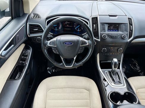 Used 2017 Ford Edge SEL FWD image 20