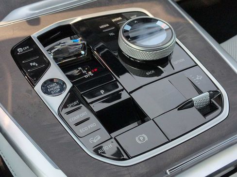 New 2027 BMW X7 xDrive40i w/ Executive Package AWD/4WD image 35