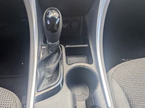 Used 2011 Hyundai Sonata GLS image 30