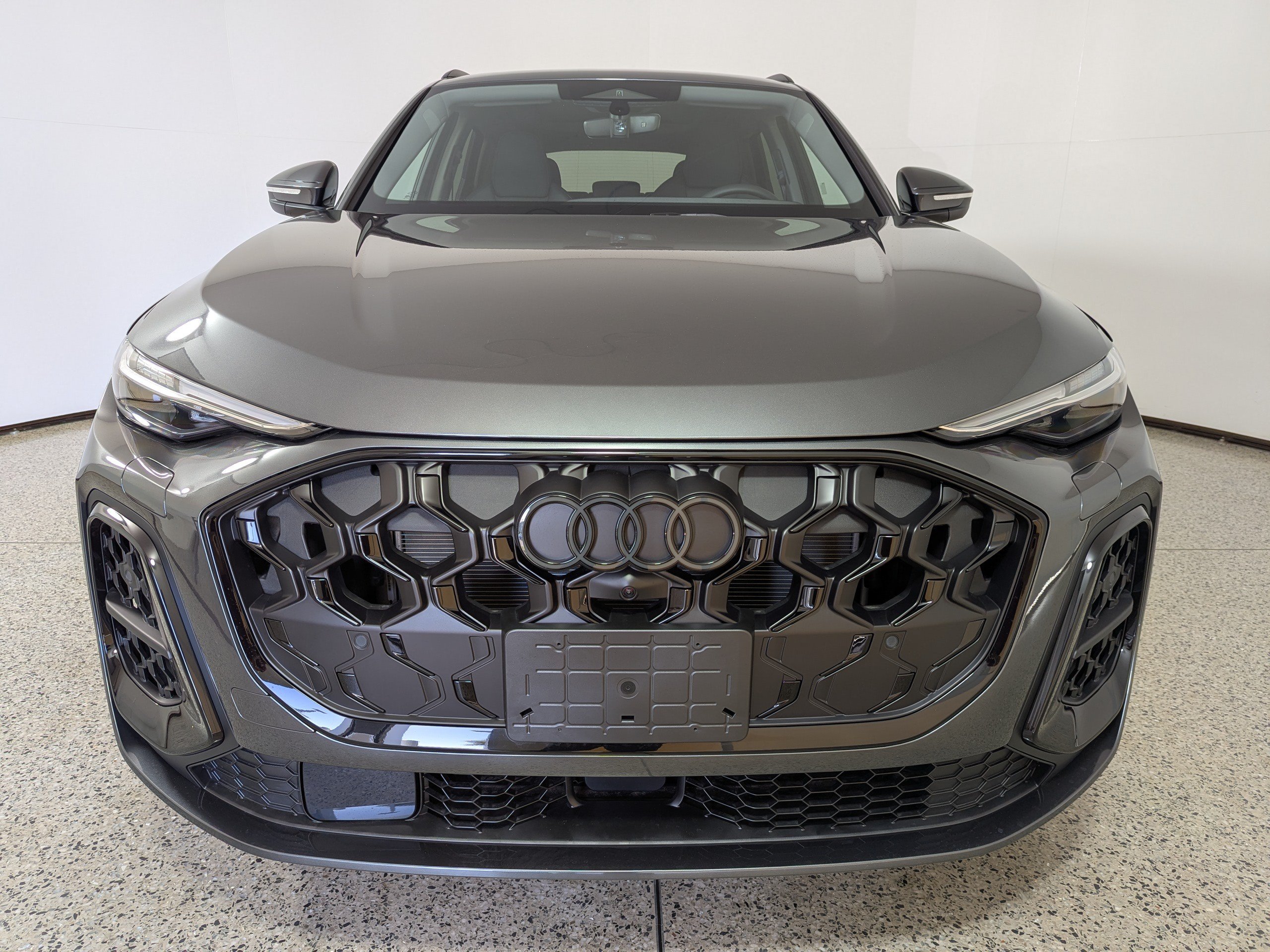 New 2026 Audi Q5 Premium Plus AWD/4WD image 2