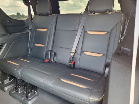 Used 2022 GMC Yukon AT4 image 13