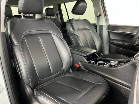 Used 2023 Jeep Grand Cherokee L Limited w/ Black Appearance Package image 43