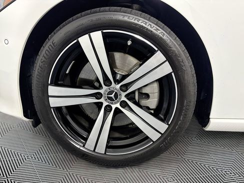 Used 2025 Mercedes-Benz C 300 Sedan image 31