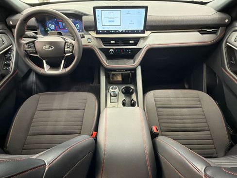 Certified 2025 Ford Explorer ST-Line RWD image 16