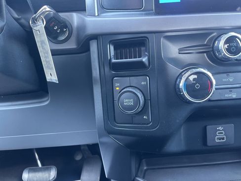 Used 2025 Ford F150 XLT w/ Equipment Group 301A Standard AWD/4WD image 23