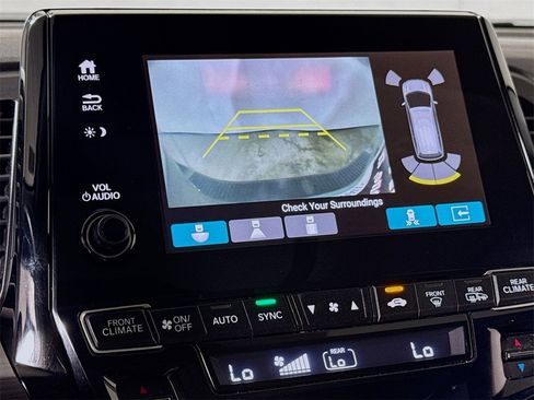 Used 2023 Honda Odyssey Elite image 12