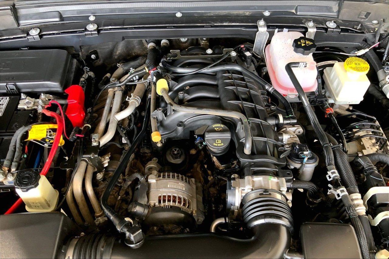 Used 2022 Jeep Gladiator Sport AWD/4WD image 32