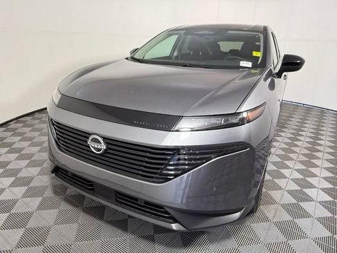 Used 2025 Nissan Murano SV AWD/4WD image 2